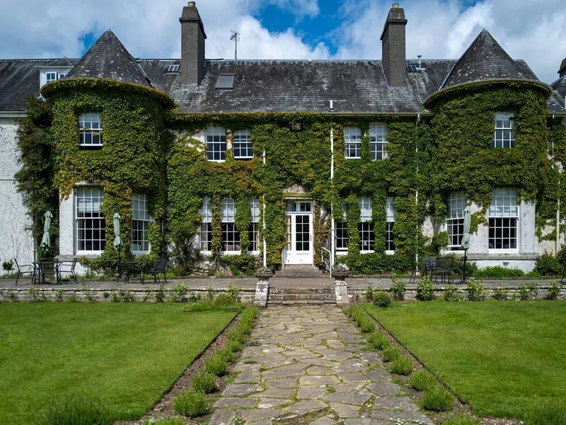 Enhancing Guest Experience with Sustainable EV Charging at Rufflets St Andrews