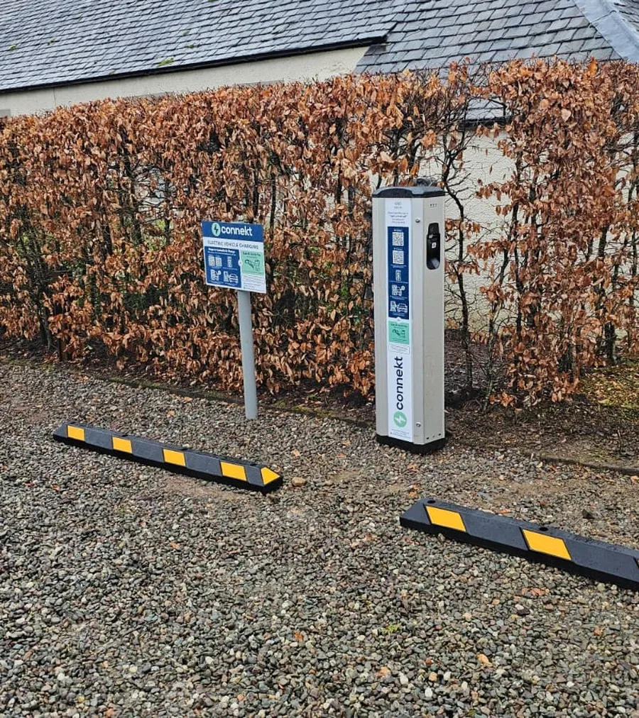 Enhancing Guest Experience at Loch Lomond Arms Hotel with Connekt EV Charging