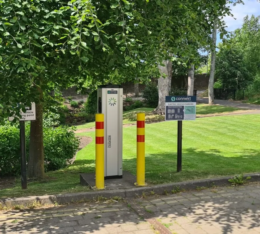 Pioneering the Electric Future: UWS Partners with Connekt EV Charging