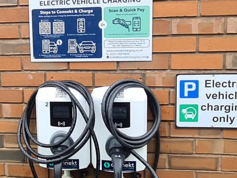 Pioneering the Electric Future: UWS Partners with Connekt EV Charging